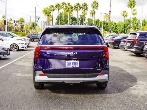 New 2026 Kia Carnival LXS image 14
