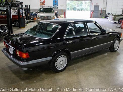 Used 1991 Mercedes-Benz 560 SEL image 7