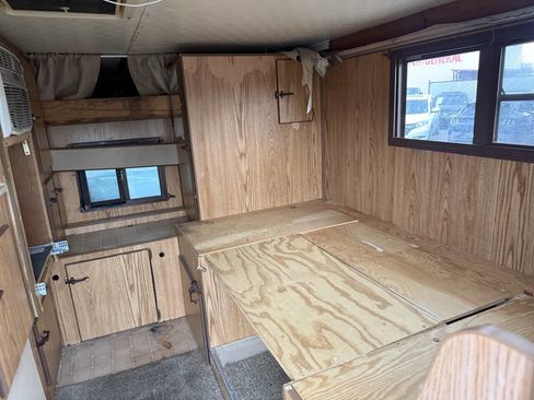 Used 2000 Ford F150 XLT 2dr Standard Cab LB RWD image 11