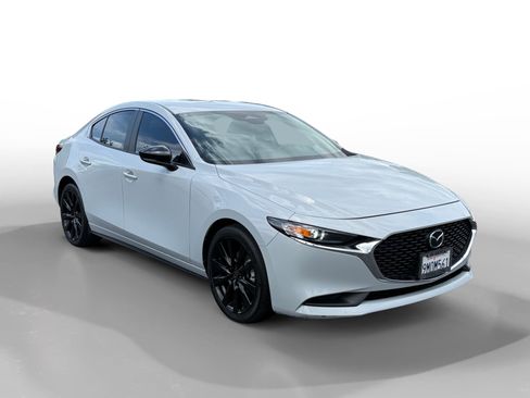Used 2024 MAZDA MAZDA3 s FWD image 7