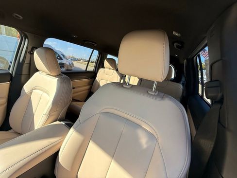 New 2026 Jeep Grand Cherokee L Limited RWD image 23