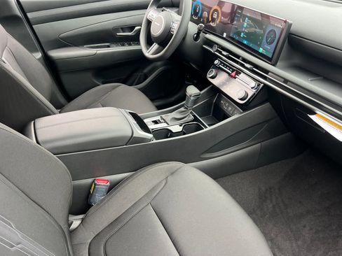 New 2025 Hyundai Tucson SEL image 16