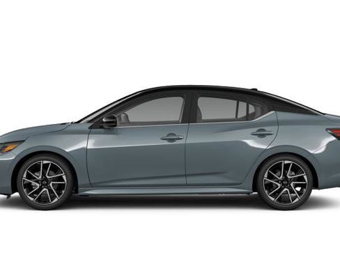 New 2025 Nissan Sentra SR w/ Midnight Edition image 18