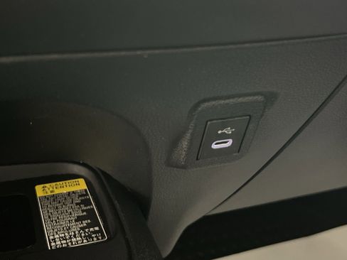 Used 2025 Toyota Corolla LE w/ LE Premium Package FWD image 35