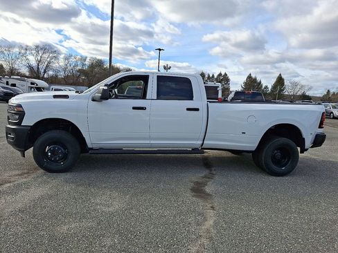 New 2026 RAM 3500 Tradesman image 5