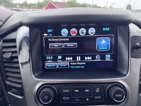 Used 2019 Chevrolet Suburban LT w/ Luxury Package AWD/4WD image 25
