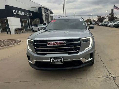 Certified 2025 GMC Acadia Elevation image 3