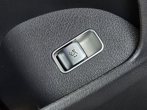 Used 2020 Mercedes-Benz GLE 450 4MATIC image 40