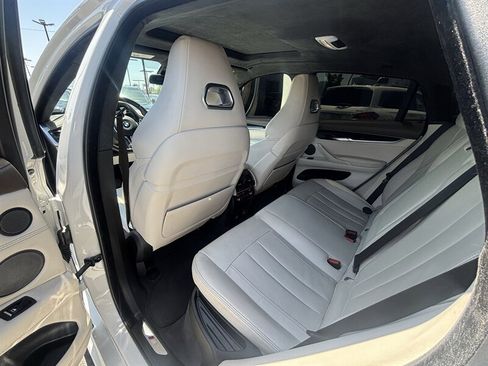 Used 2018 BMW X6 M AWD/4WD image 18