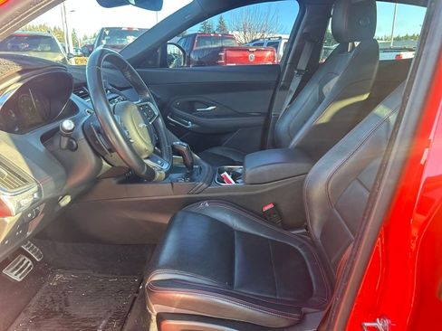 Used 2020 Jaguar E-PACE Checkered Flag image 5