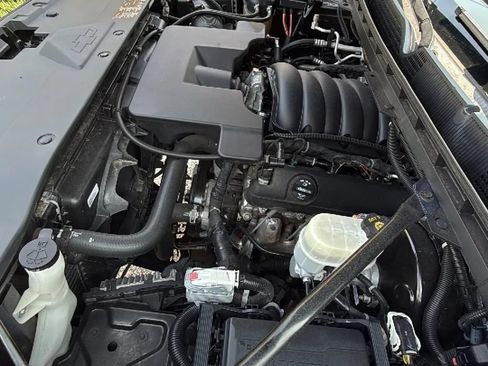 Used 2017 Chevrolet Silverado 1500 LTZ Z71 AWD/4WD image 46