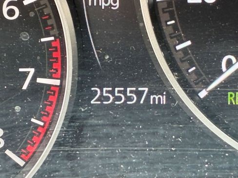 Used 2025 MAZDA CX-90 3.3 Turbo w/ Preferred Package image 9