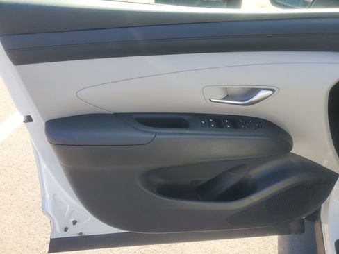 Used 2025 Hyundai Tucson SEL FWD image 8