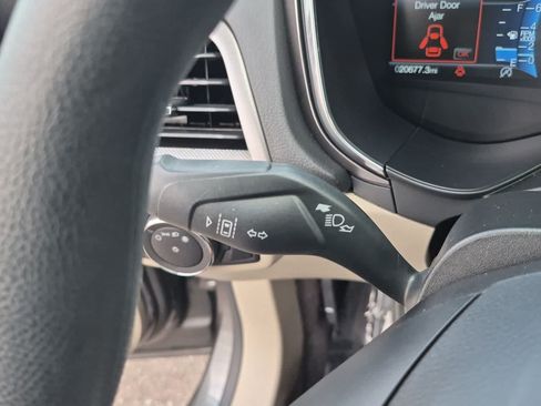 Used 2020 Ford Fusion SE FWD image 25