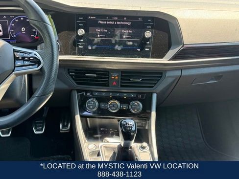 Used 2023 Volkswagen Jetta GLI Autobahn FWD image 16