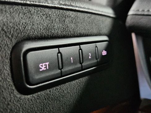 Used 2020 Cadillac Escalade Luxury image 52