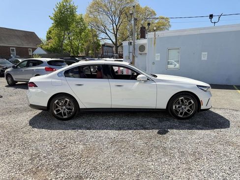 Used 2026 BMW 530i xDrive AWD/4WD image 8