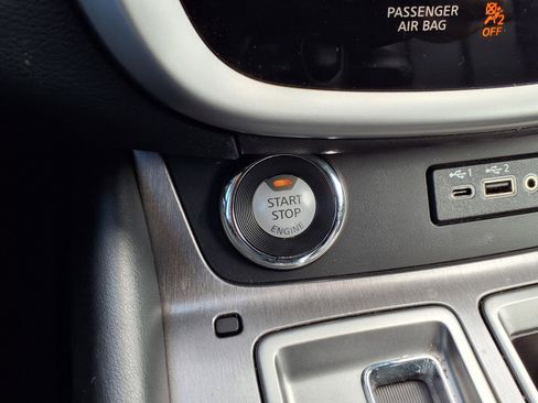 Used 2022 Nissan Murano SV w/ SV Midnight Edition Package FWD image 11