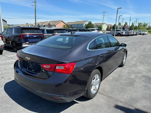 Used 2022 Chevrolet Malibu LS FWD image 5