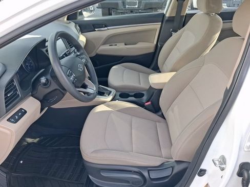 Used 2020 Hyundai Elantra SEL FWD image 12