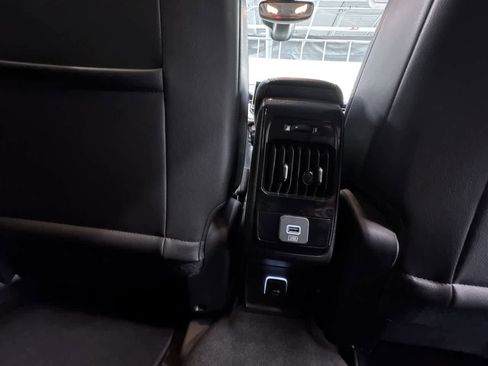 Used 2022 Jeep Compass Limited image 43