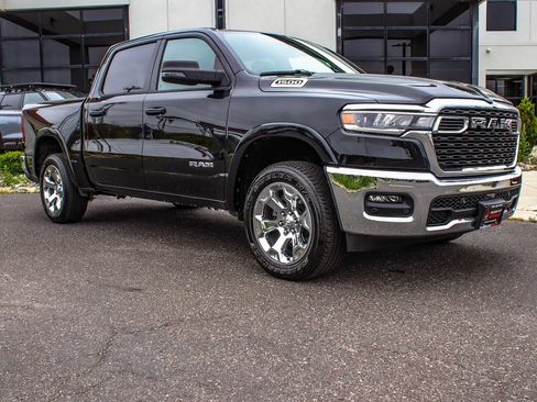 Used 2026 RAM 1500 Big Horn AWD/4WD image 3