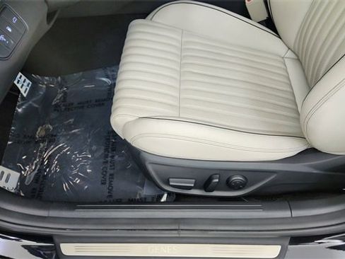 Used 2025 Genesis G70 2.5T w/ Sport Prestige Package image 33