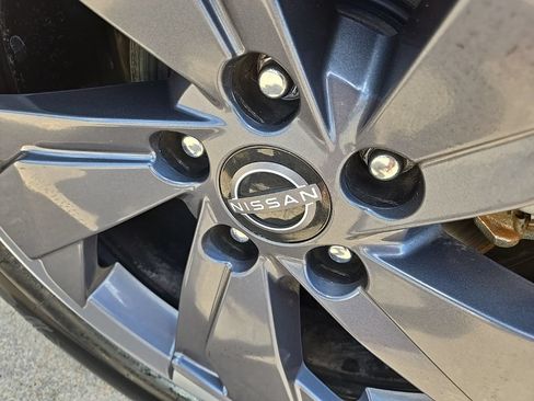 Used 2026 Nissan Rogue SV FWD image 26