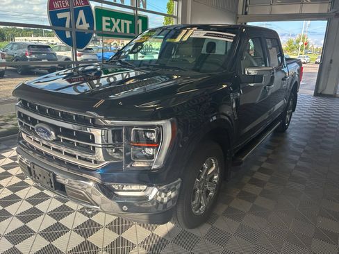 Used 2023 Ford F150 Lariat w/ Equipment Group 502A High AWD/4WD image 3
