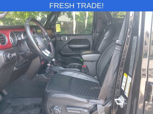 Used 2020 Jeep Wrangler Unlimited Rubicon AWD/4WD image 2