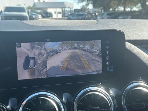 Used 2023 Mercedes-Benz GLA 250 GLA 250 image 18