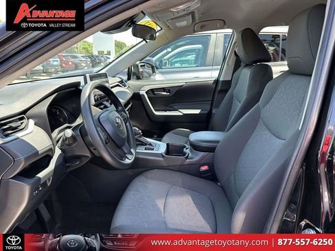 Certified 2023 Toyota RAV4 XLE AWD/4WD image 19