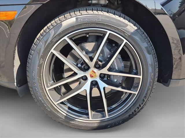 Used 2023 Porsche Macan AWD/4WD image 23