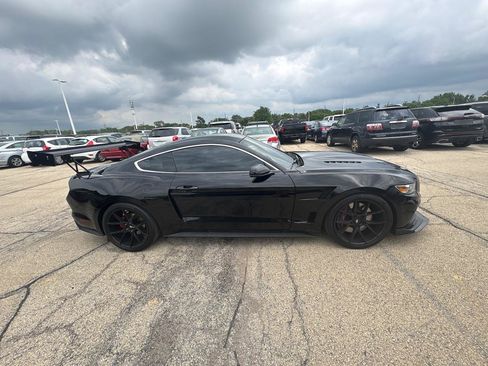 Used 2017 Ford Mustang GT Premium w/ Equipment Group 401A RWD image 8