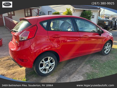 Used 2014 Ford Fiesta SE image 8