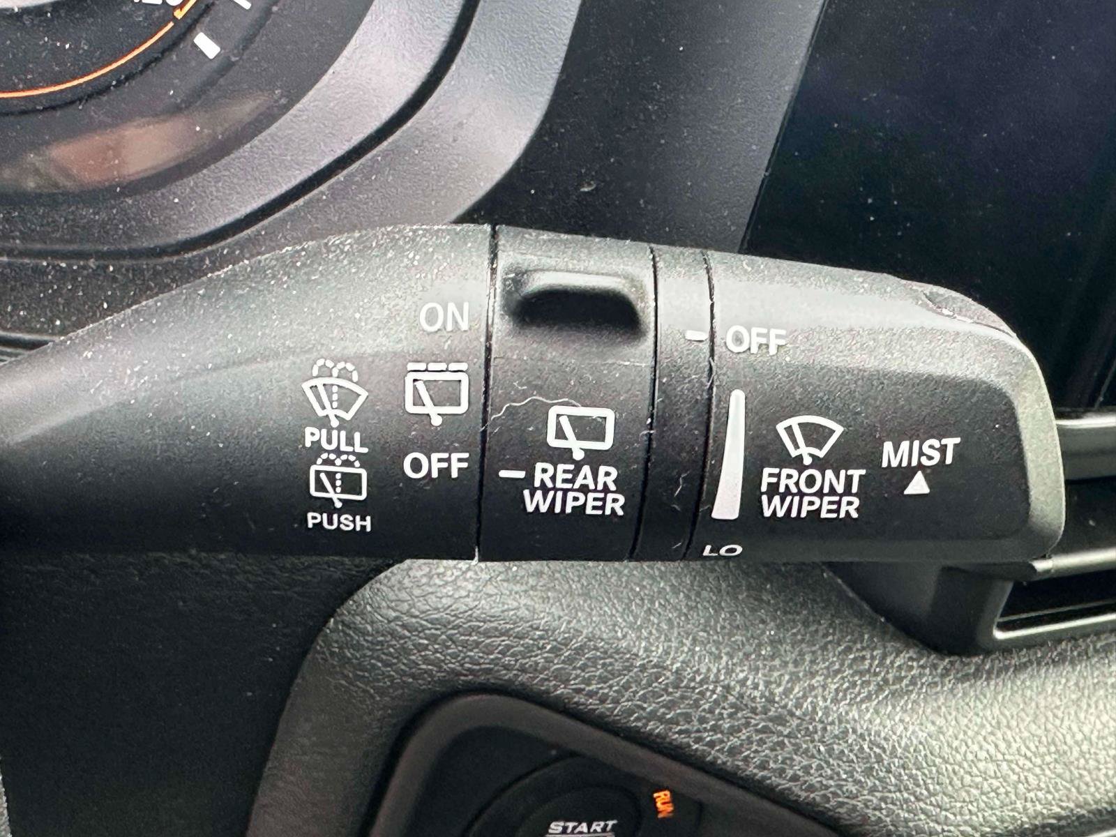 Used 2024 Jeep Wrangler Unlimited Sport AWD/4WD image 19