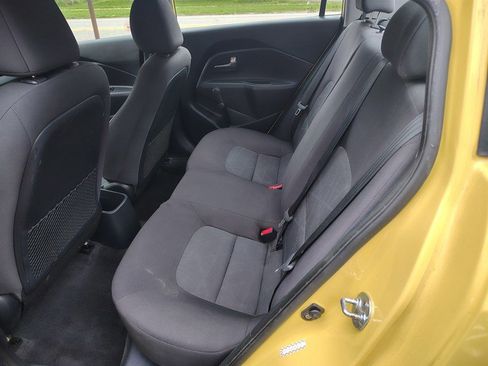 Used 2016 Kia Rio LX FWD image 5