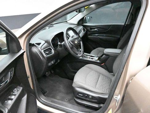 Used 2018 Chevrolet Equinox LT AWD/4WD image 24