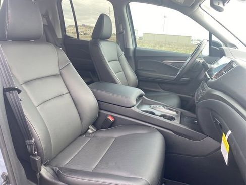 Used 2025 Honda Ridgeline RTL image 14