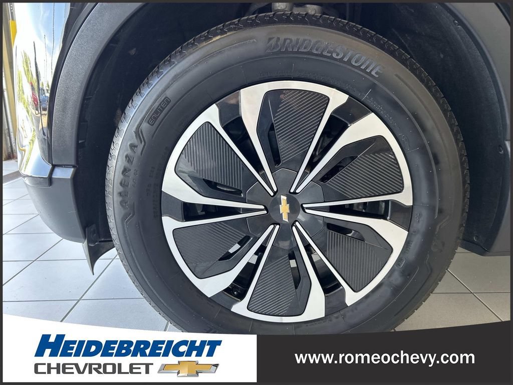 Used 2024 Chevrolet Blazer EV LT AWD/4WD image 7