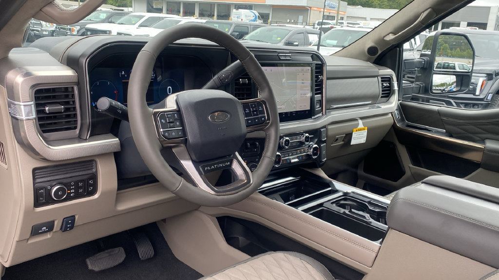 New 2027 Ford F250 Platinum w/ Platinum Plus Package AWD/4WD image 15
