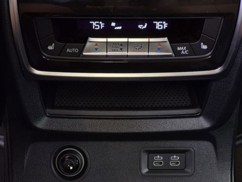 Certified 2022 BMW X7 xDrive40i w/ Premium Package image 36