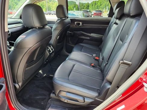 Used 2021 Kia Sorento S AWD/4WD image 11
