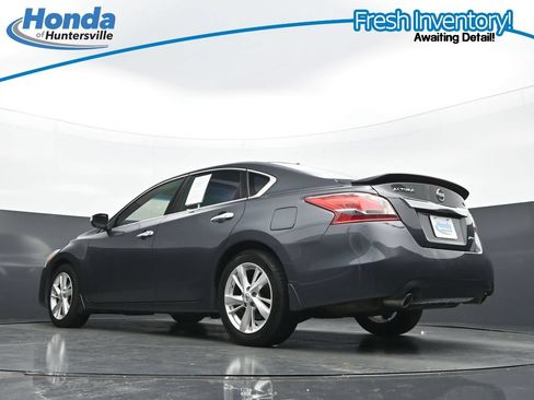 Used 2013 Nissan Altima 2.5 SL w/ 2.5 Moonroof Pkg FWD image 31