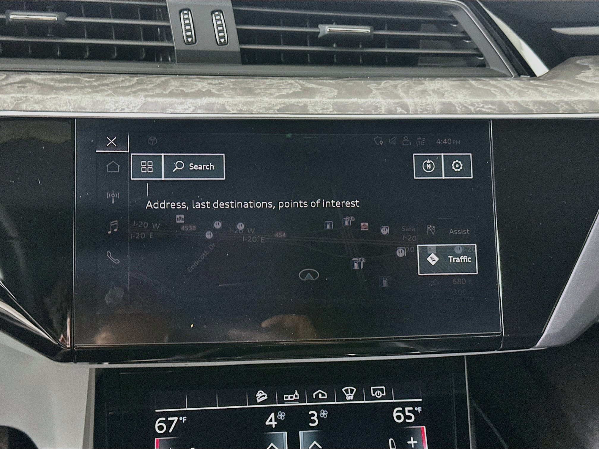 Used 2020 Audi e-tron Prestige w/ Prestige Package AWD/4WD image 21