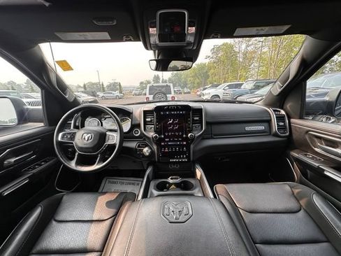 Used 2023 RAM 1500 Laramie AWD/4WD image 2