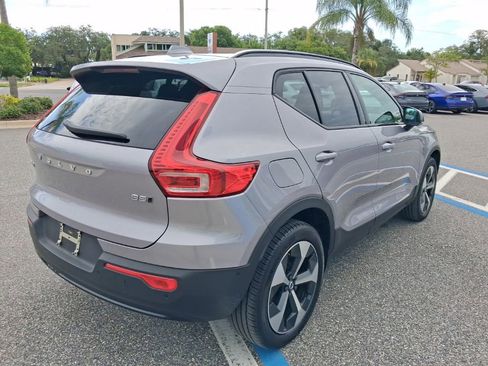 Used 2026 Volvo XC40 B5 Plus AWD/4WD image 5