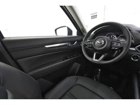 New 2025 MAZDA CX-5 AWD 2.5 S w/ Preferred Package image 8