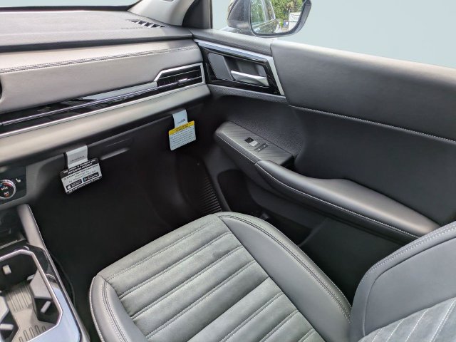 New 2026 Mitsubishi Outlander SE FWD image 18