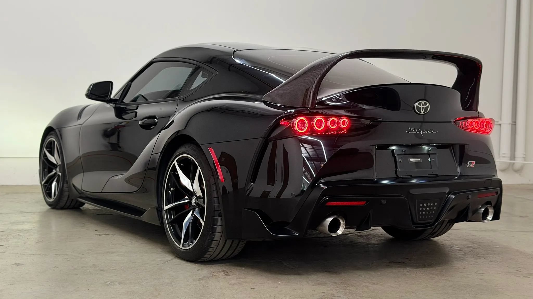 Used 2021 Toyota Supra Premium w/ Driver Assist Package RWD image 7